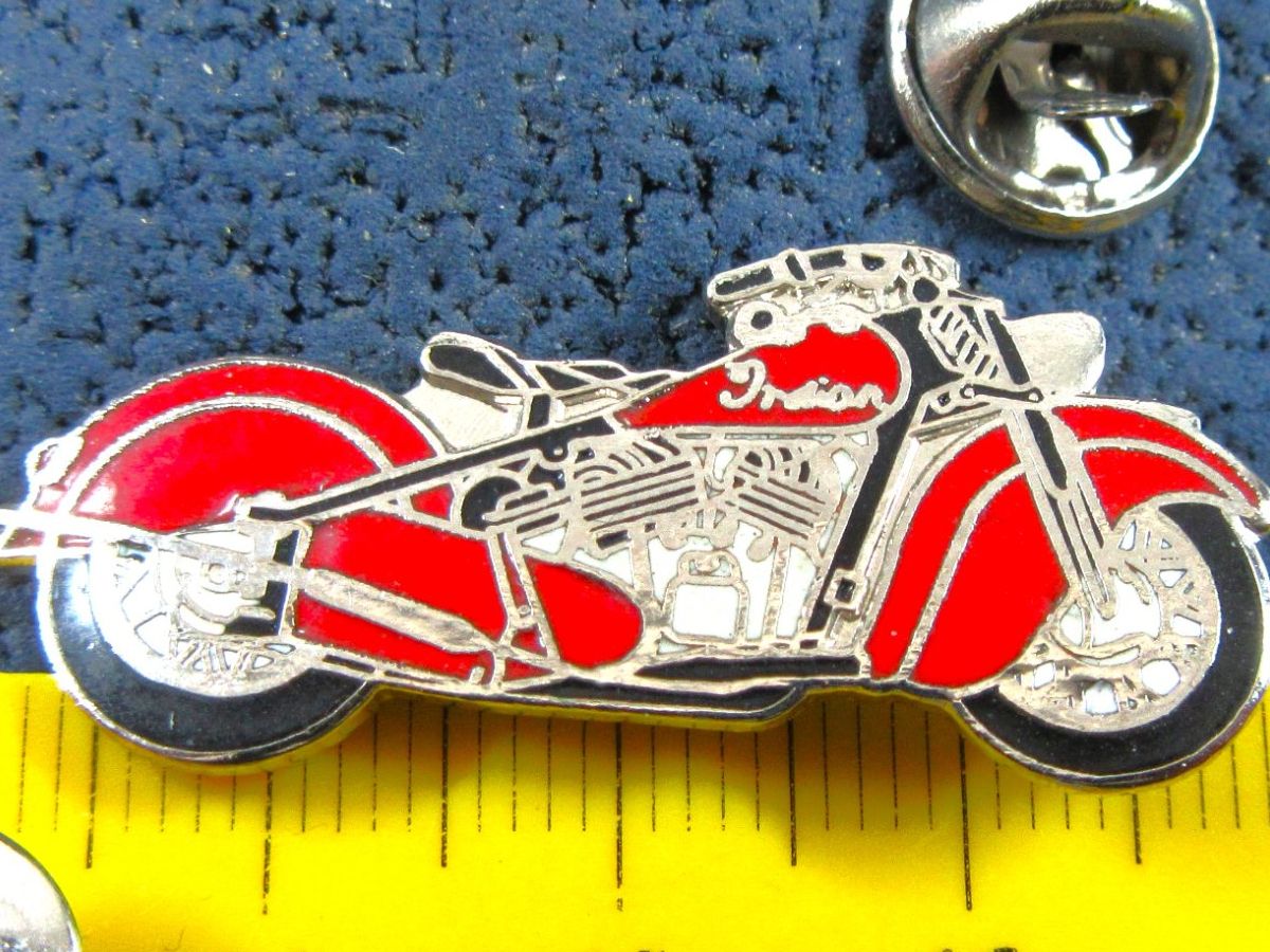Harley-Davidson Placchette & Badge: HD PIN US MOTOR-CYCLE "INDIAN CHIEF+ ENAMEL SILBRIG – Usato da Ettingen venduto da Hausi4711 1