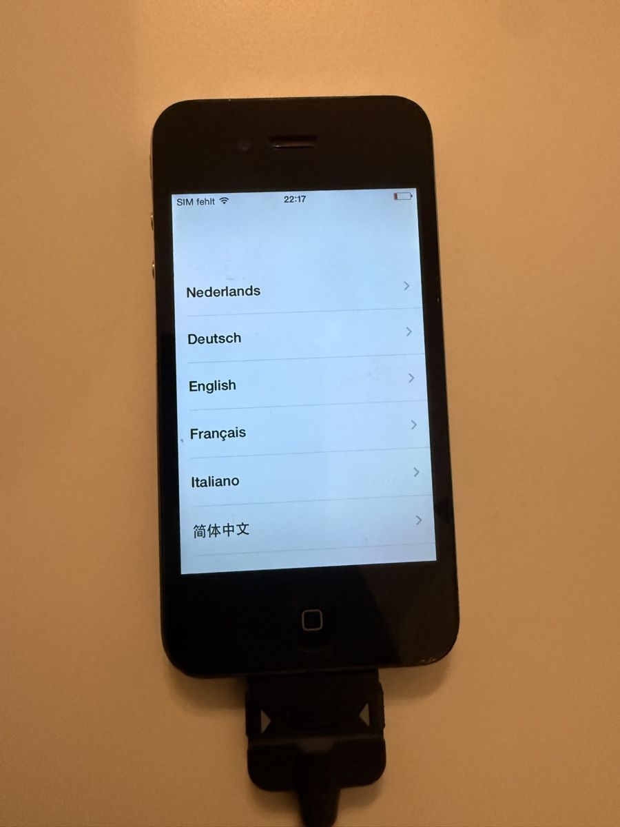 Apple Telefoni cellulari / Smartphones: Apple iPhone 4 schwarz gebraucht – Usato da Rietheim venduto da Muhi33 2