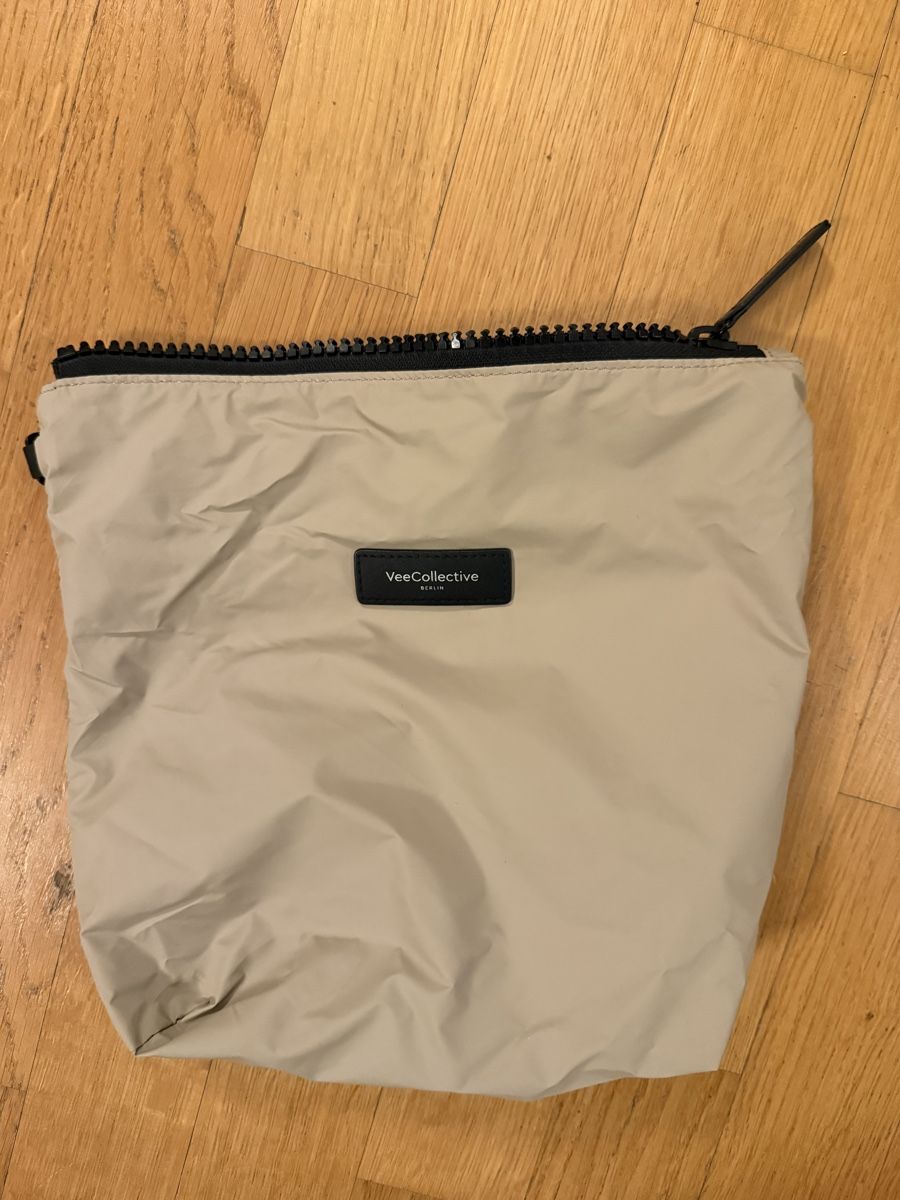 Borse da donna: Vee Collective Porter Tote / Medium / Desert – Nuovo (secondo la descrizione) da Wetzikon ZH venduto da eli_7hcz 8