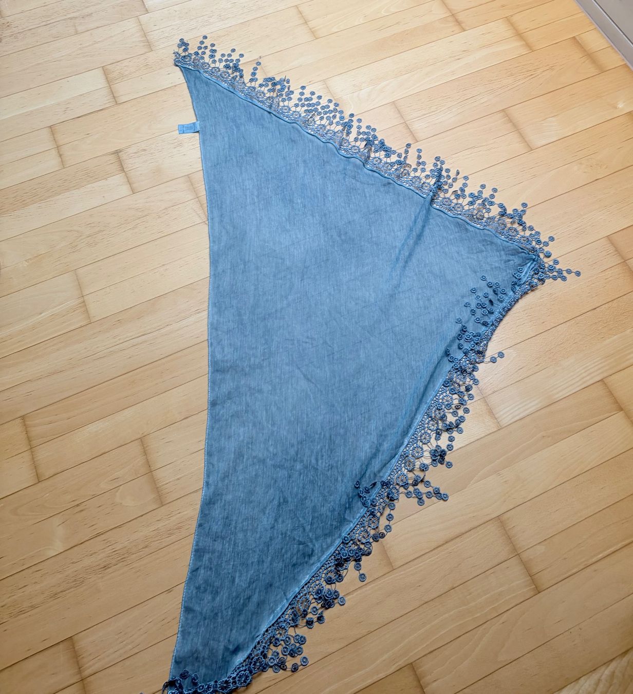 Foulards & écharpes: Seide Dreieckstuch – D'occasion à Unterägeri par Jutka_04 5