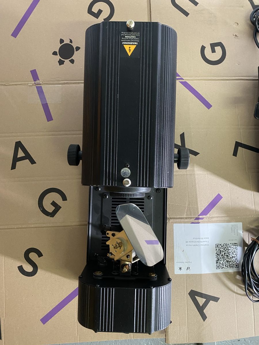 Lampade: Mojo Scan 1 DMX512 Lichteffekt – Usato da Winterthur venduto da klassikaudio 3