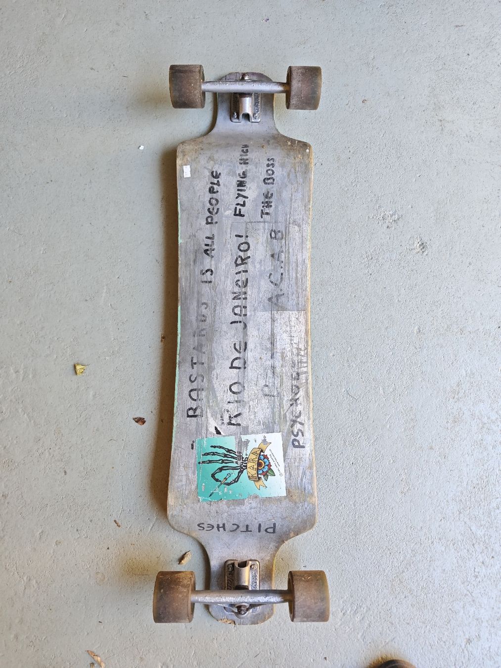Skateboards: Longboard gebraucht mit Rollen und Achsen – Usato da Biberist venduto da sugus022 1