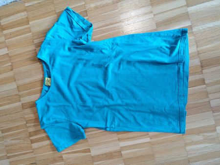 Türkis blaues T-Shirt von More than a Fling, fair&bio, 146