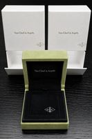 Van Cleef & Arpels Schmuckschatulle mit Boxen ohne Inhalt💍