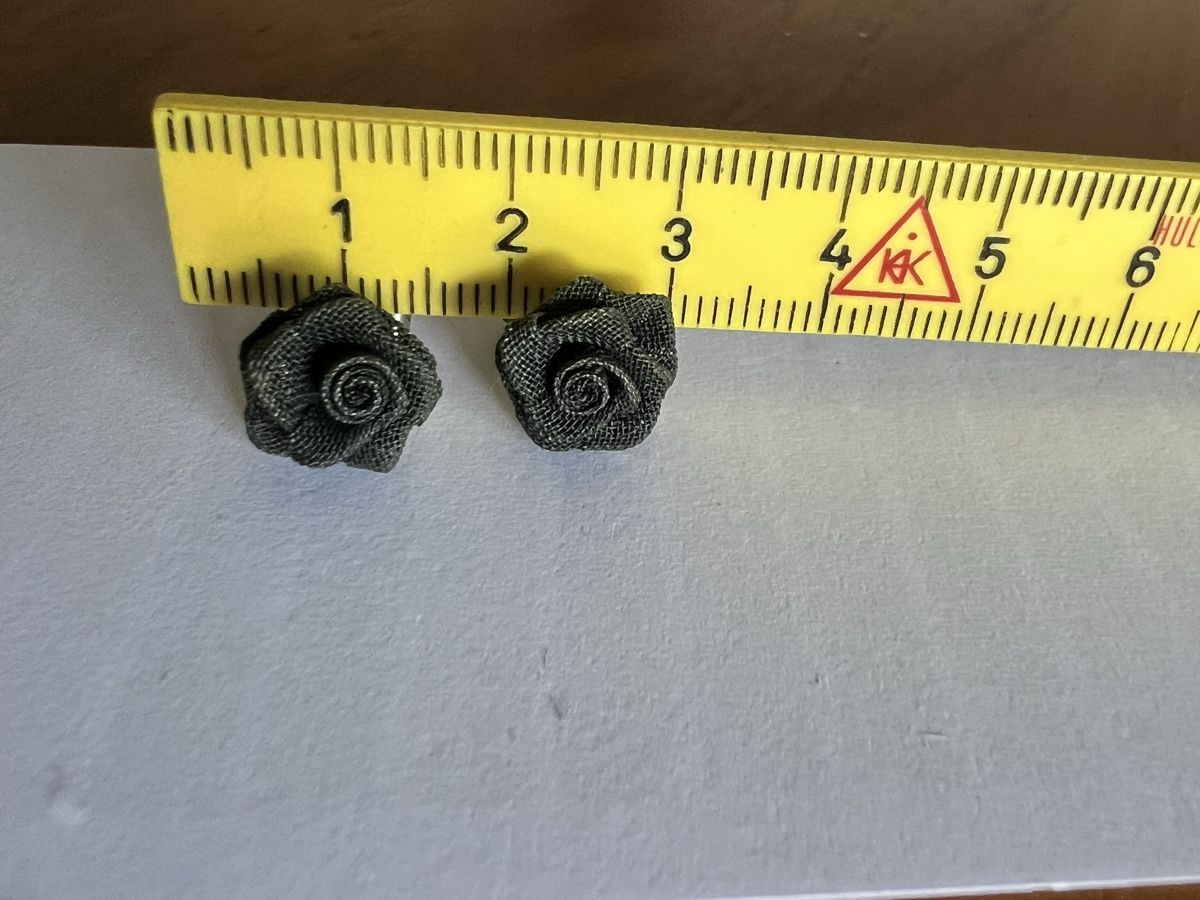 Orecchini pendenti & Orecchini a lobo: Silberohrstecker Rosen-Design – Usato da Leissigen venduto da tahari 1
