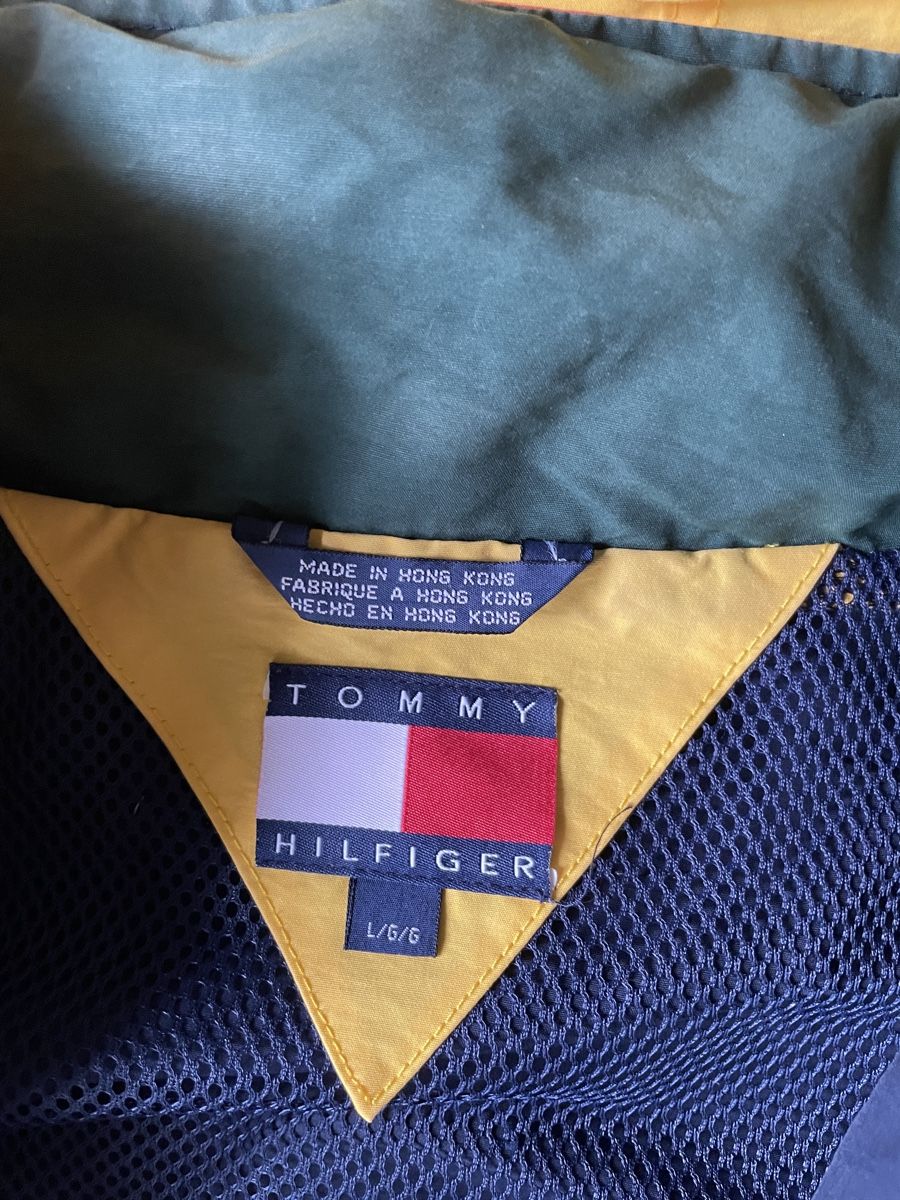 Tommy Hilfiger Jacken: Tommy Hilfiger Windbreaker  – Neu (gemäss Beschreibung) aus Zürich von Dario_Mupf 3