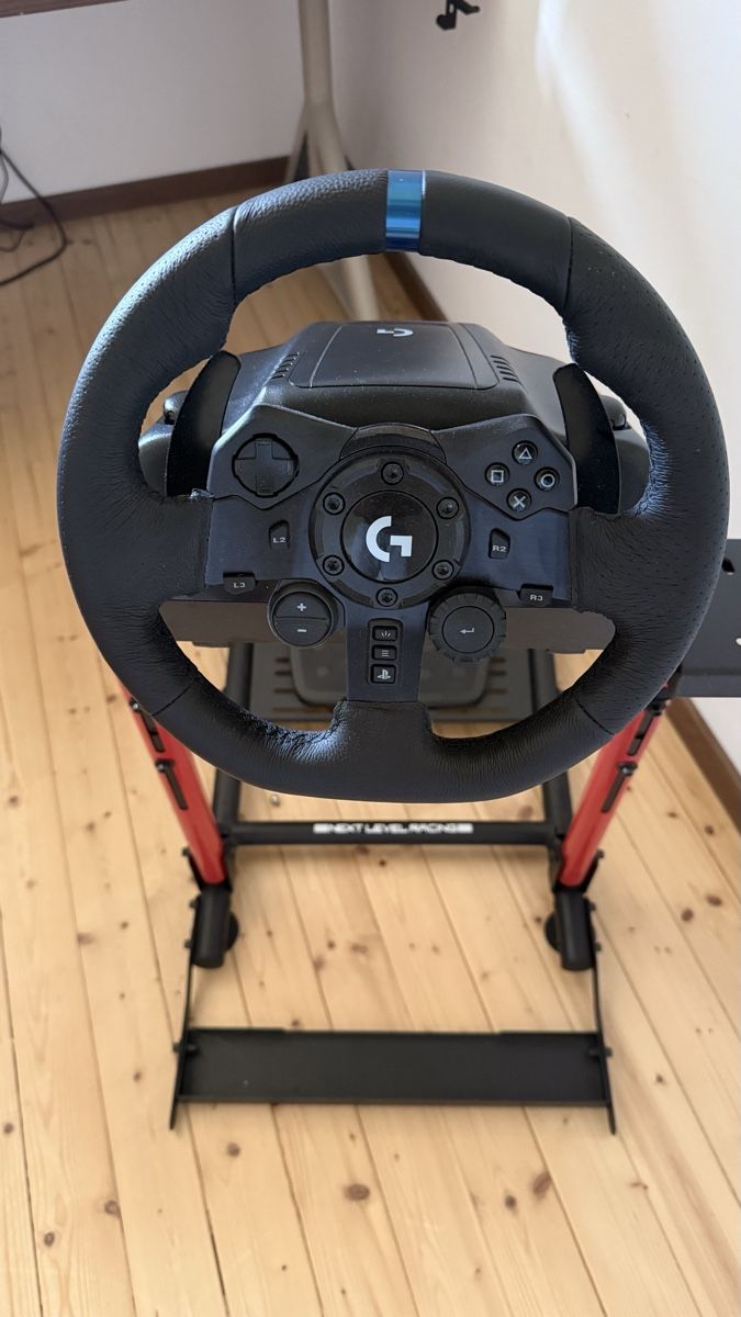 Logitech Manettes: Racing Simulator Next Level Racing Logitech like new – D'occasion à Bellinzona par GRRA-2112 1