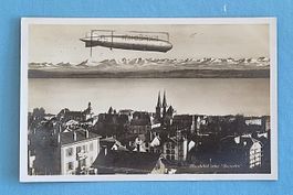 Neuchatel - Zeppelin über der Stadt - alte Ansichtskarte