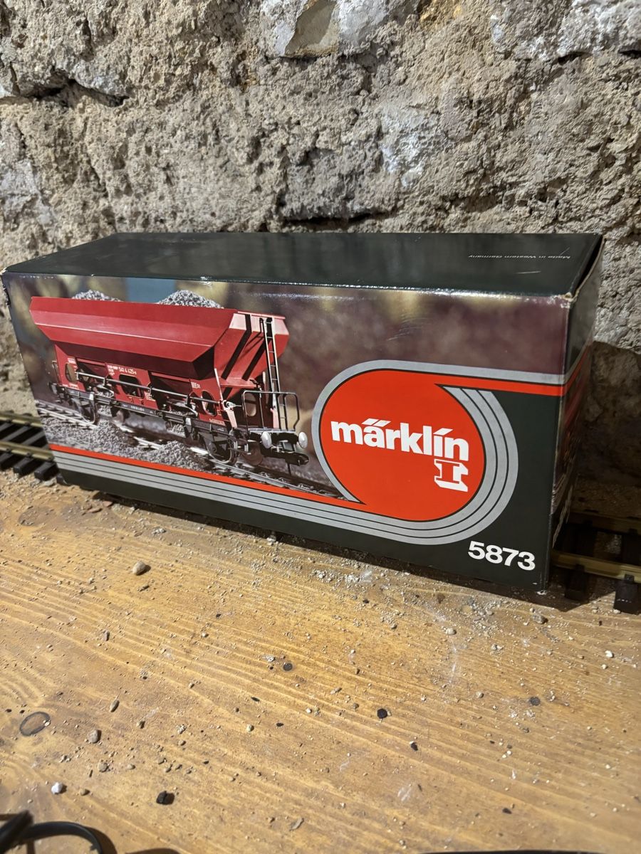 Märklin Modellini di ferrovie: Märklin 5873 – Usato da Boncourt venduto da Keiserrail 3