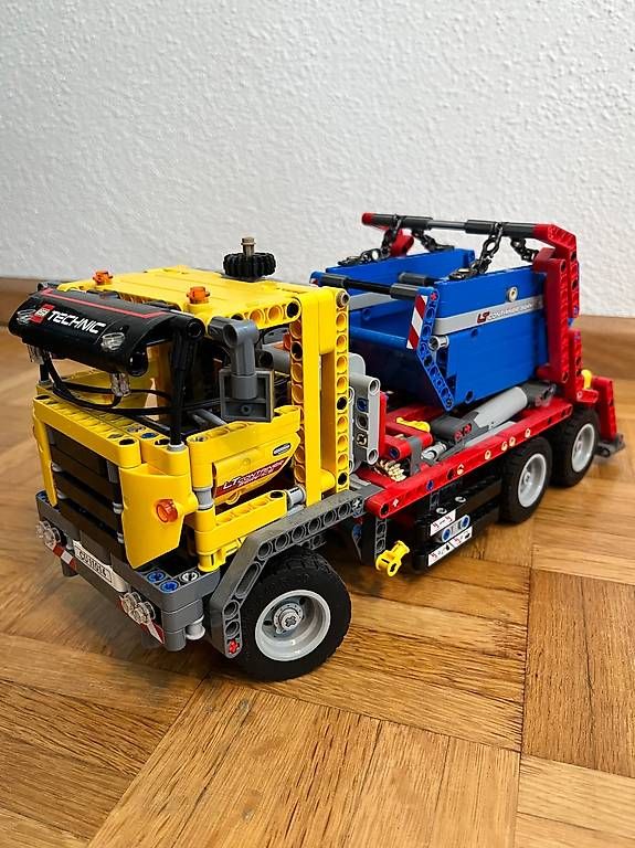 Kit di costruzioni: Lego Technic Lkw Muldenservice – Usato da Bassersdorf venduto da Anp7902 3
