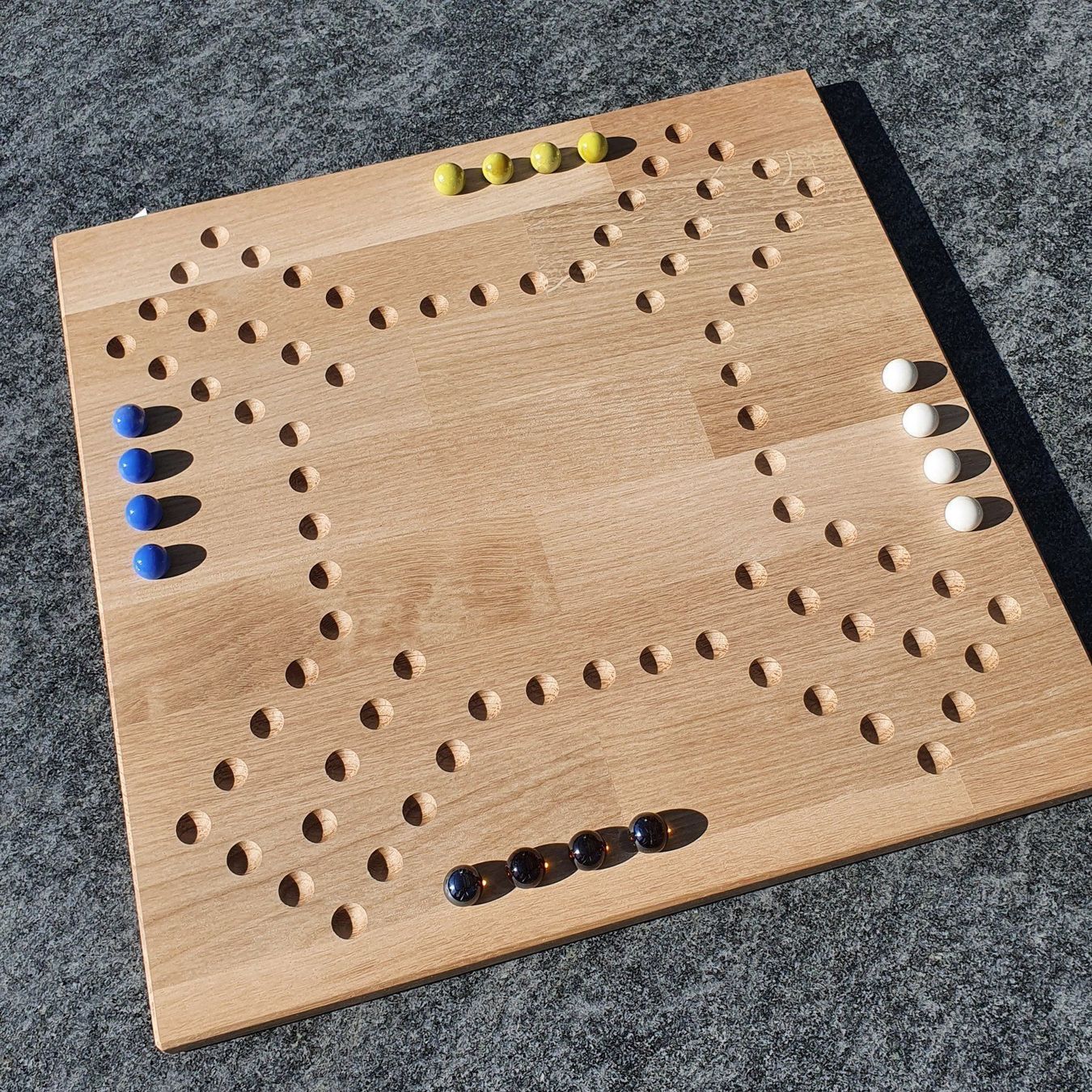 Giochi: DOG Brettspiel (4er&6er, Eiche) – Nuovo e nell'imballaggio originale da Ottenbach venduto da WoodGallery 1