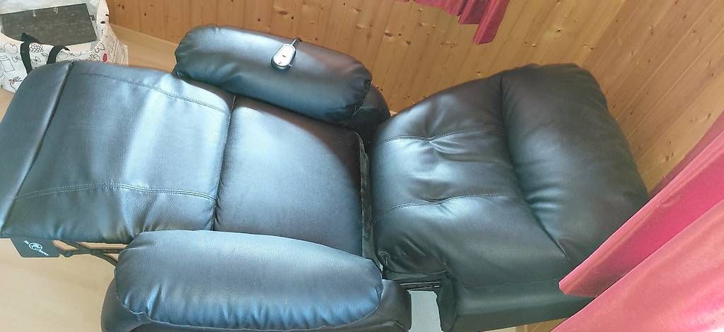 Fauteuils: Neuer Leder Relax Sessel – D'occasion à Brienzwiler par her_5hph