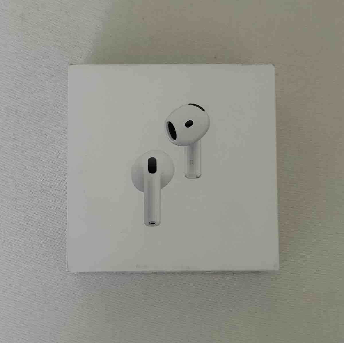 Apple Cuffie: Apple AirPods 4 Gen. mit ANC – Usato da Meggen venduto da O_E 2