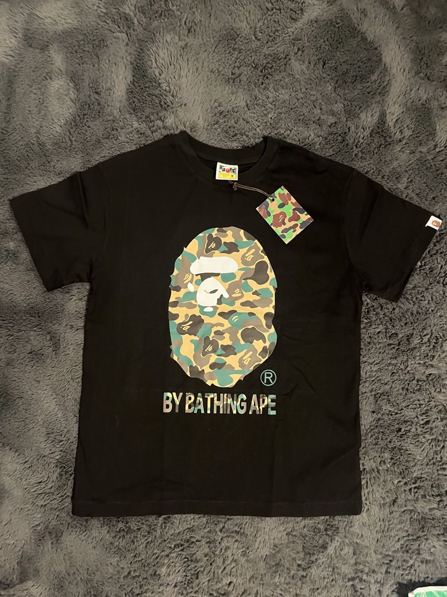 Bape T-shirts: T-Shirt A Bathing Ape – Neuf avec emballage d'origine à Oberkirch LU par Giudici-Hess