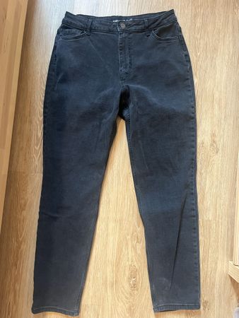 Schwarze Slim-Fit-Jeans von Pieces