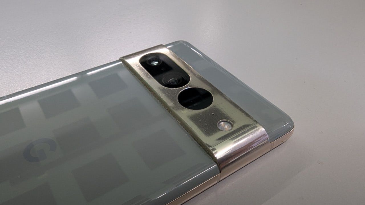 Google Portables: Google Pixel 7 PRO, (Flimmern) – D'occasion à Heerbrugg par -PAn- 3