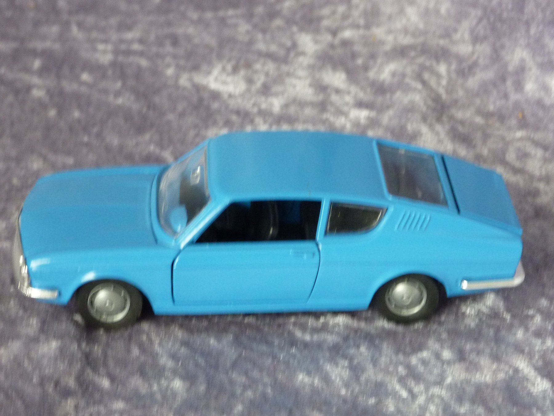 Audi Modellini d'auto: Audi 100S Coupe 1:43 – Nuovo (secondo la descrizione) da Dürrenäsch venduto da modellautos4you 2