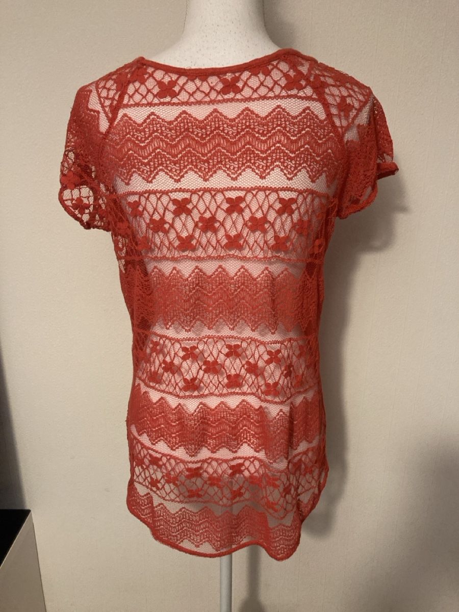 T-shirt: Oberteil L – Usato da Küssnacht am Rigi venduto da Anacerna 1