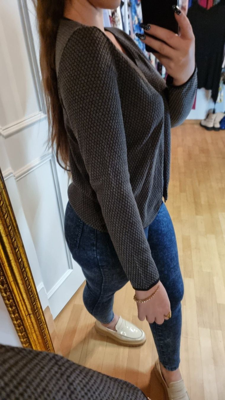 Only Giacche: 🌺Only Strickjacke Größe 40🌺 – Usato da Wald ZH venduto da CapLux 2