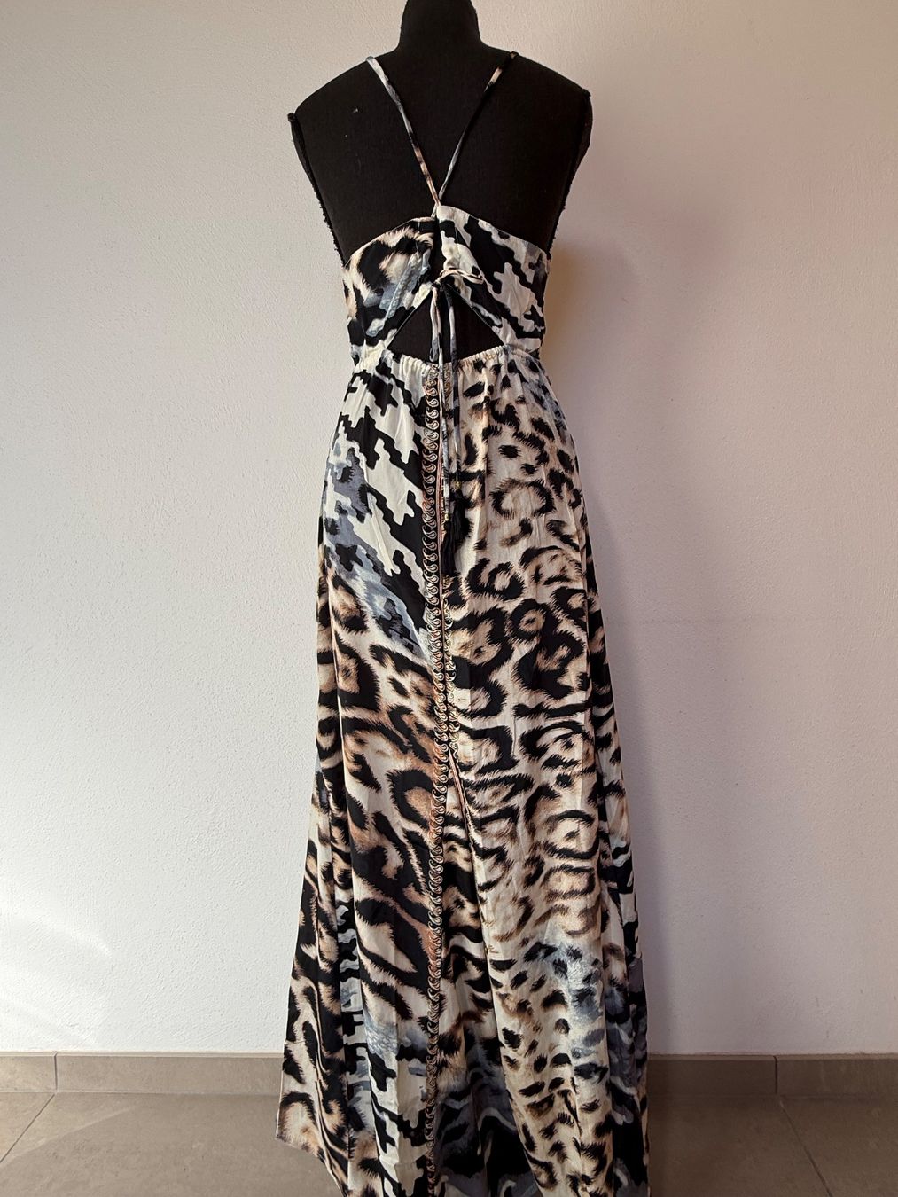 Vestiti: Leo Maxikleid mit Seide – Nuovo (secondo la descrizione) da Sigriswil venduto da ck56 1