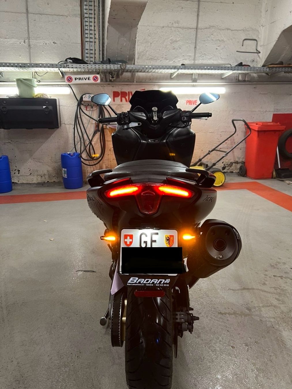 Yamaha Scooter: Tmax Tech MAX 560 XP 2021 – Usato da Les Avanchets venduto da rur_7kh8 2