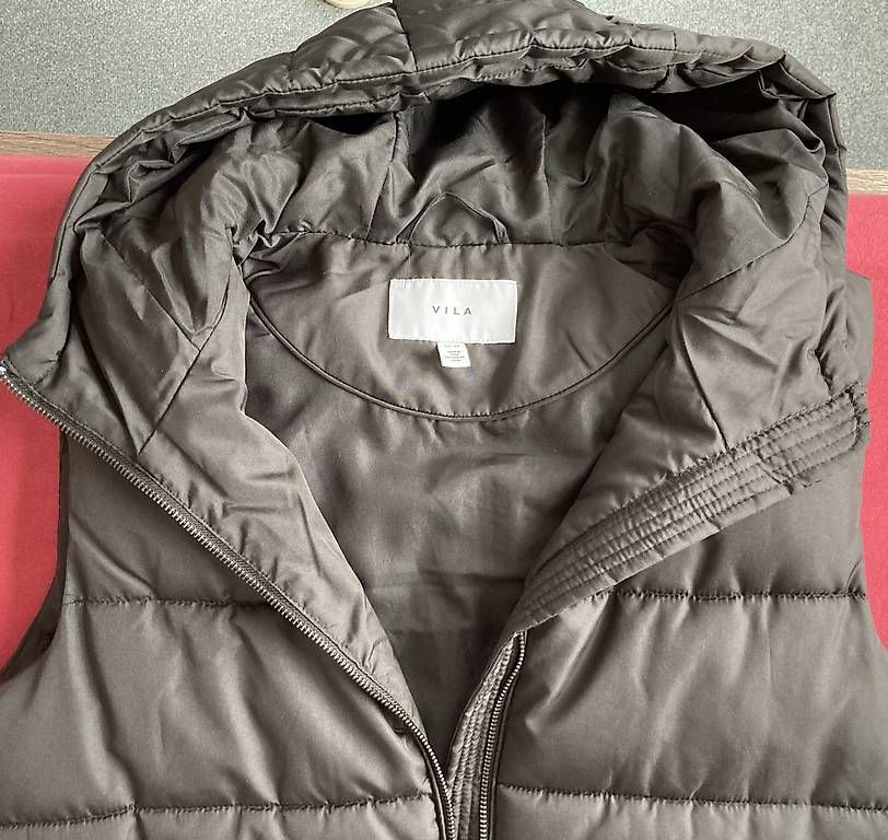 Gilet & Giacche senza maniche: Gilet lang Gr. 40 – Usato da Romanshorn venduto da zabel16 2