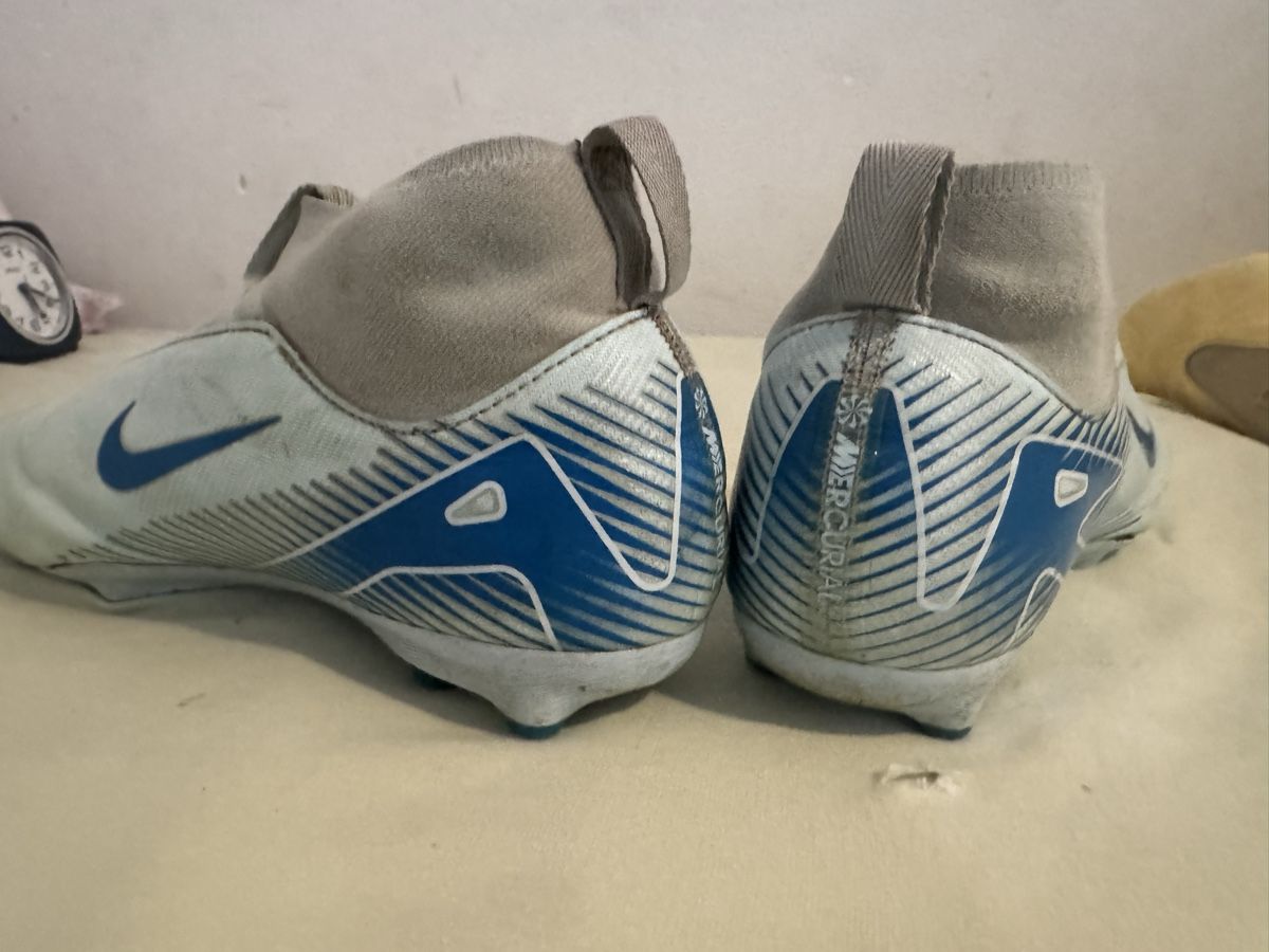 Nike Scarpe per ragazzi: Nocken schuhe – Usato da Zürich venduto da Menyar1982 1