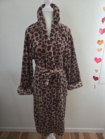 Comtesse Bademantel Leopard Gr.L, sehr kuschelig!