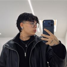 Profile image of lar_p97w