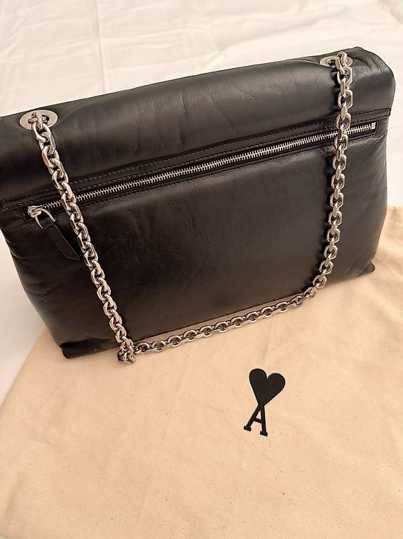 Sacs femmes: AMI Paris Schultertasche – D'occasion à Kloten par ann_b29x 2