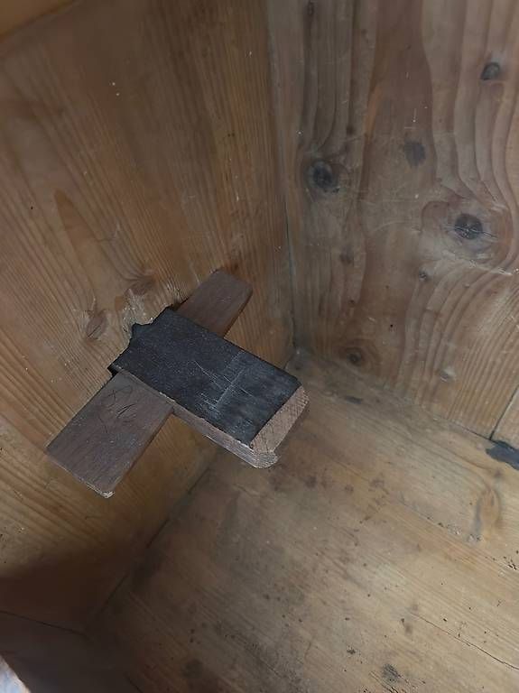Armadi: Armoire en bois massif penderie – Usato da Grancy venduto da Nikojardins 4