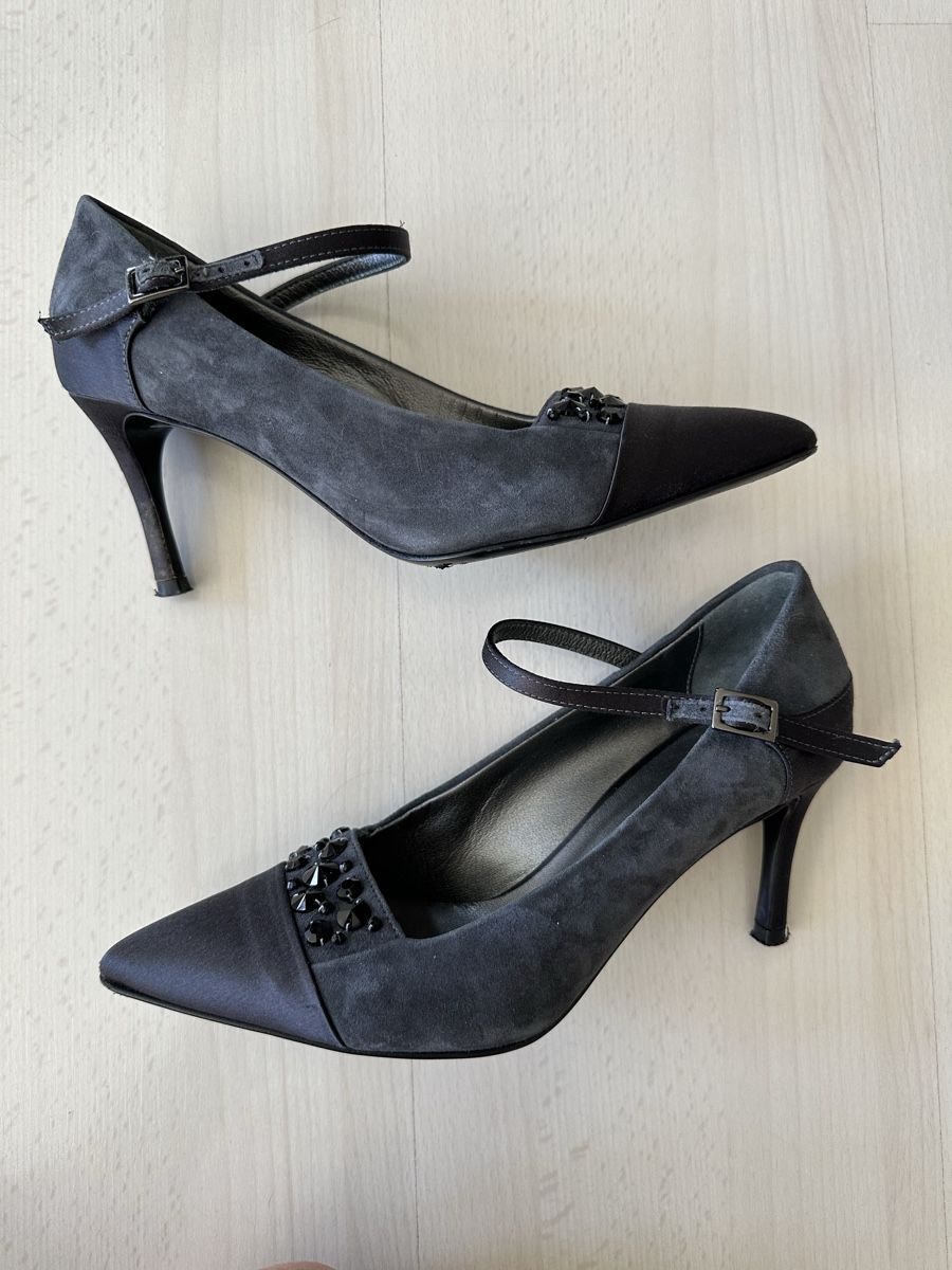 Navyboot Damenschuhe: Escarpins Navyboot en daim gris, taille 37, élégants! – Gebraucht aus Monthey von Ben1 2