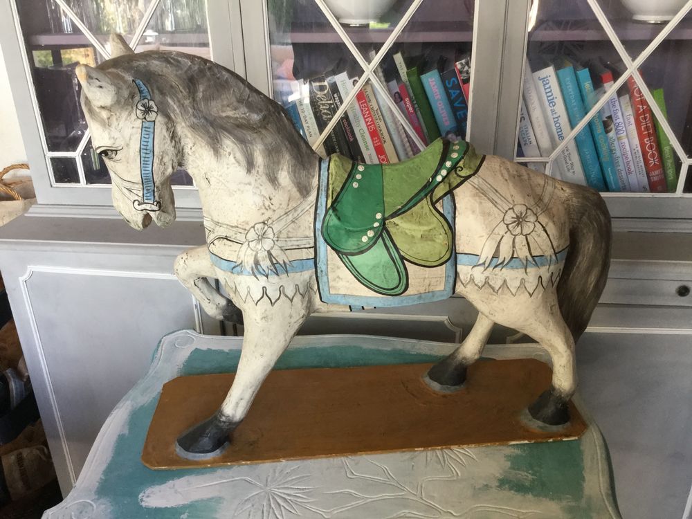 Vintage Cheval en Papier / bois (Gebraucht) in Bursinel für CHF 60 ...