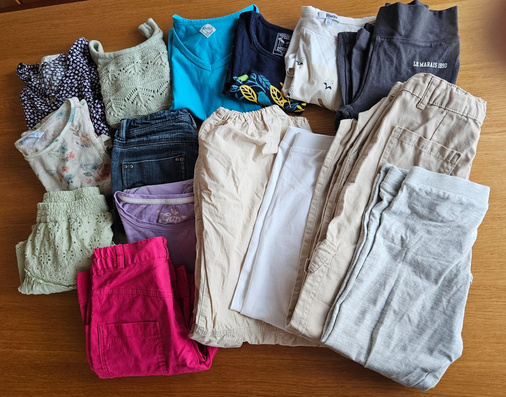 Lotti & Set di vestiti: Kleiderpaket Gr. 152 – Usato da Staffelbach venduto da Frisco77