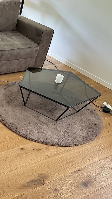 Tables: Moderner Salontisch – D'occasion à Hergiswil NW par sab_l9zy