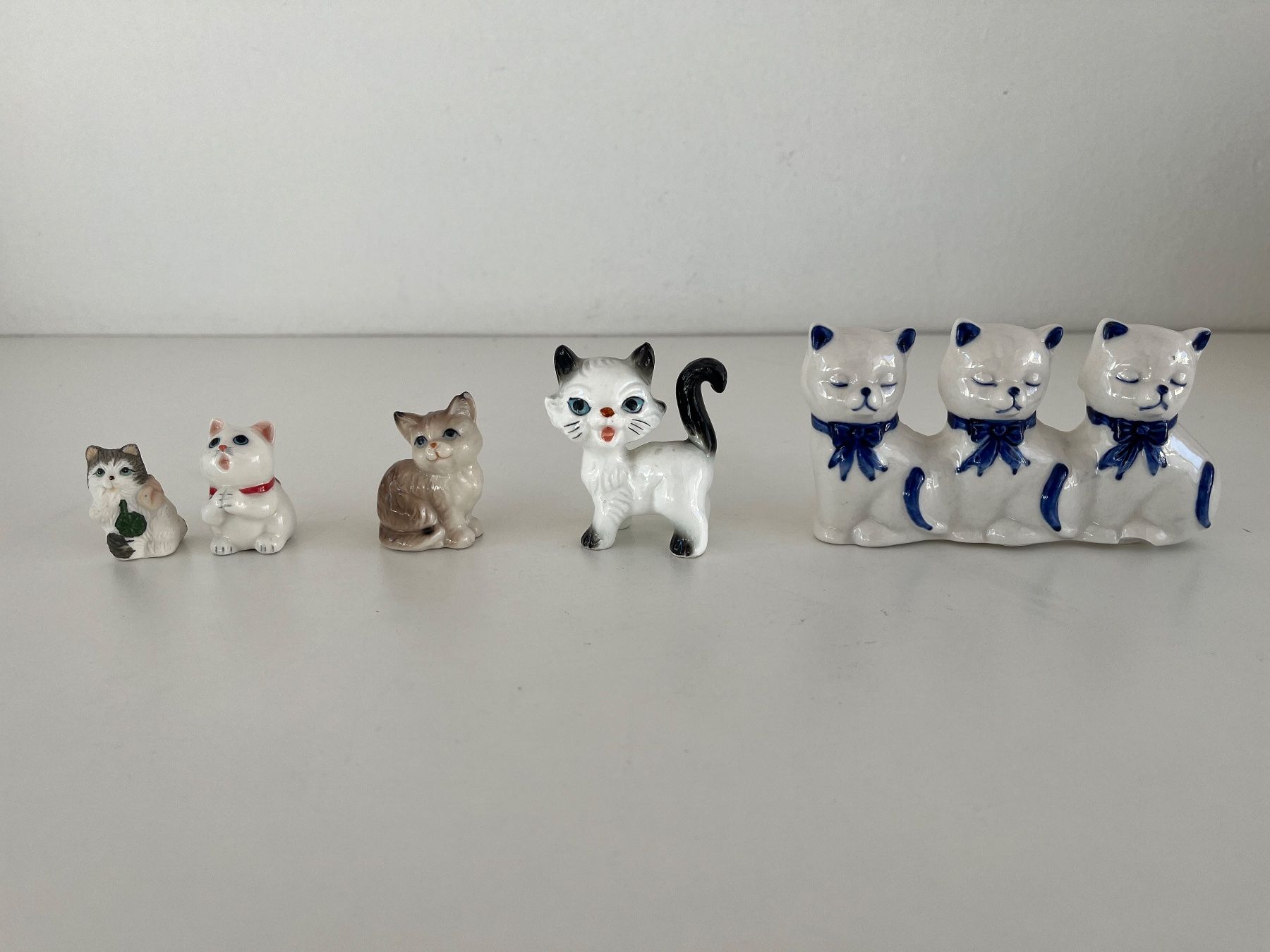 Statuette: 5 Stk. Katzen aus Keramik – Usato da Wetzikon ZH venduto da seli03
