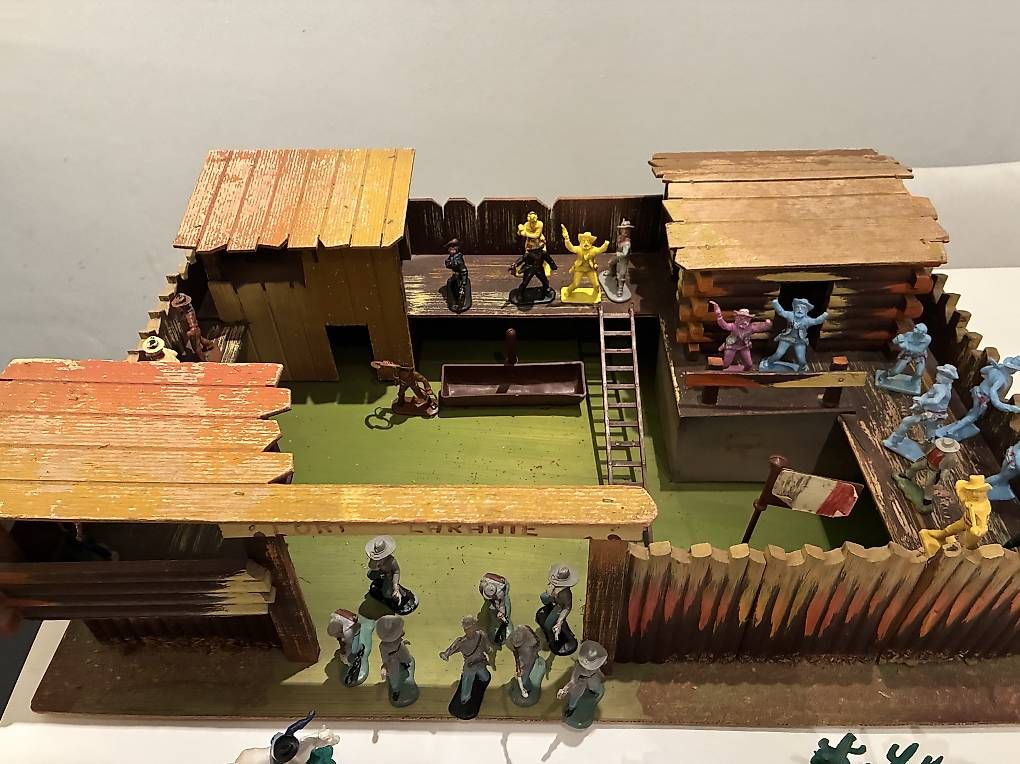 Spielzeuge: Forte Laramie anni 70-80 – Gebraucht aus Riva San Vitale von Samantha78 1