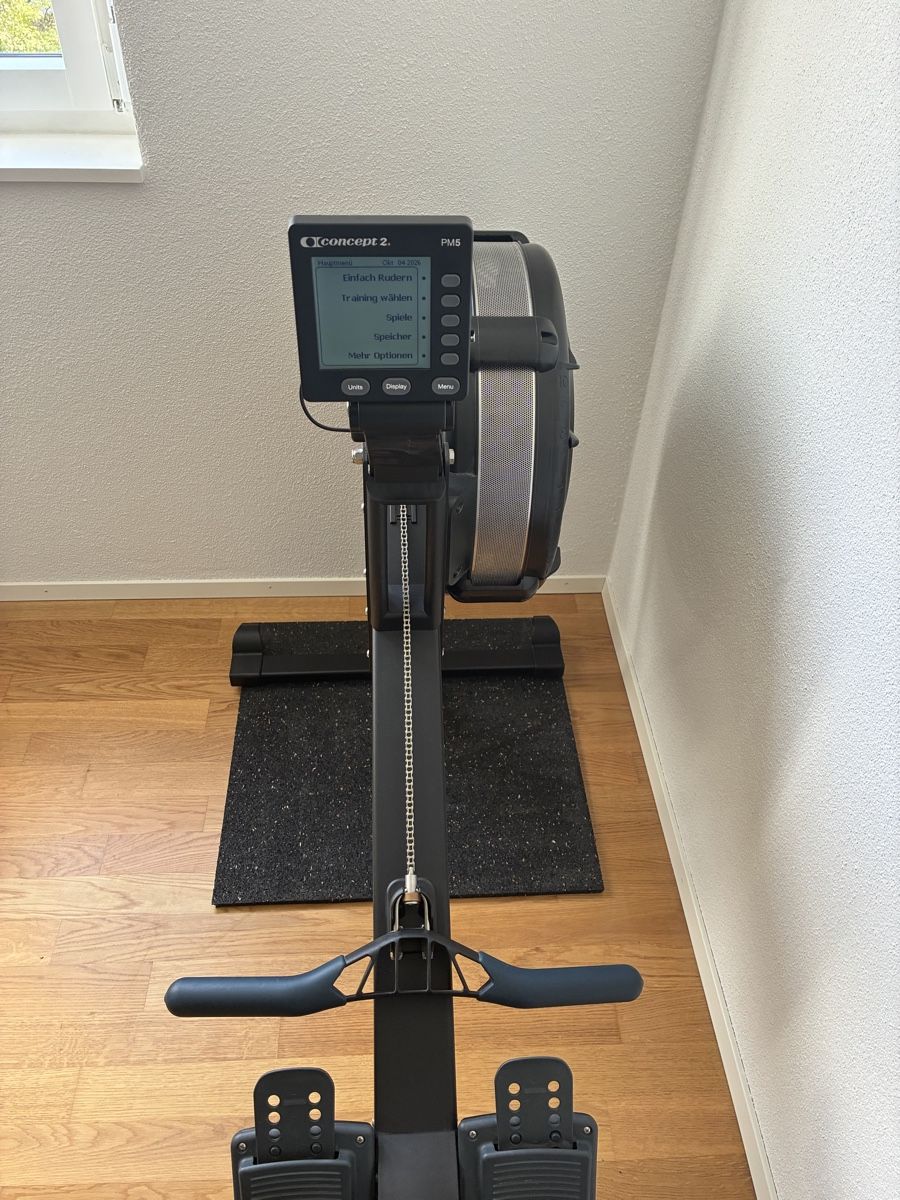 Concept 2 Hometrainer: Concept2 Model D / RowErg mit PM5 – Gebraucht aus Bonstetten von Nirgendhaus 2