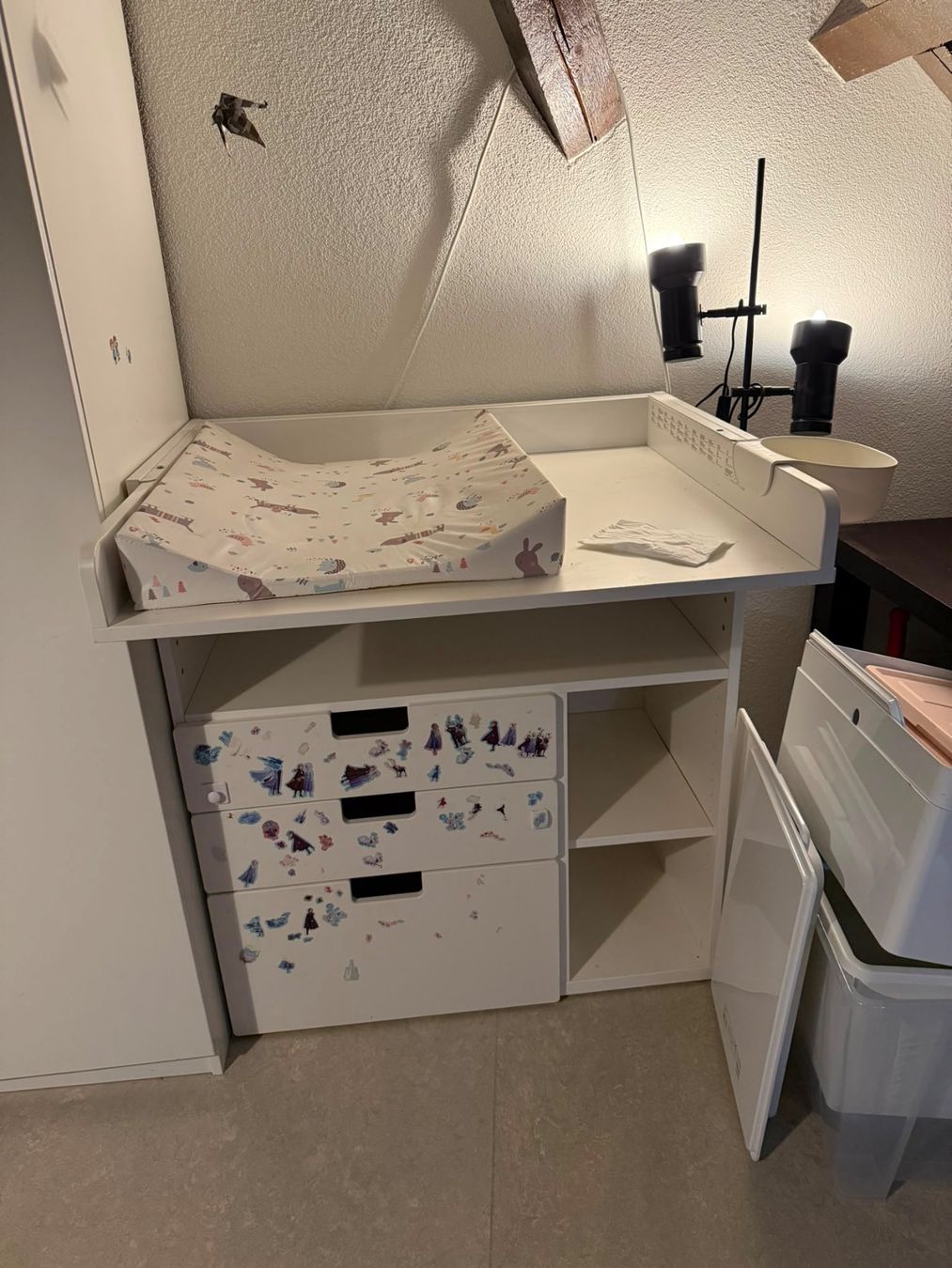Ikea Fasciatoi & Accessori: Wickeltisch mit 3 Schubladen – Usato da Zürich venduto da fredpontiak1