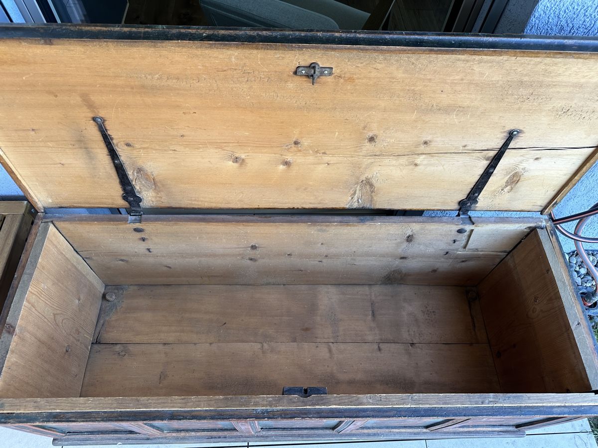Cassapanche: Antique wooden chest – Usato da Schafisheim venduto da simonwalterschweiz 3