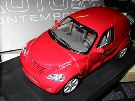 Chrysler Panel Cruiser rot met. * AUTOart 1:18