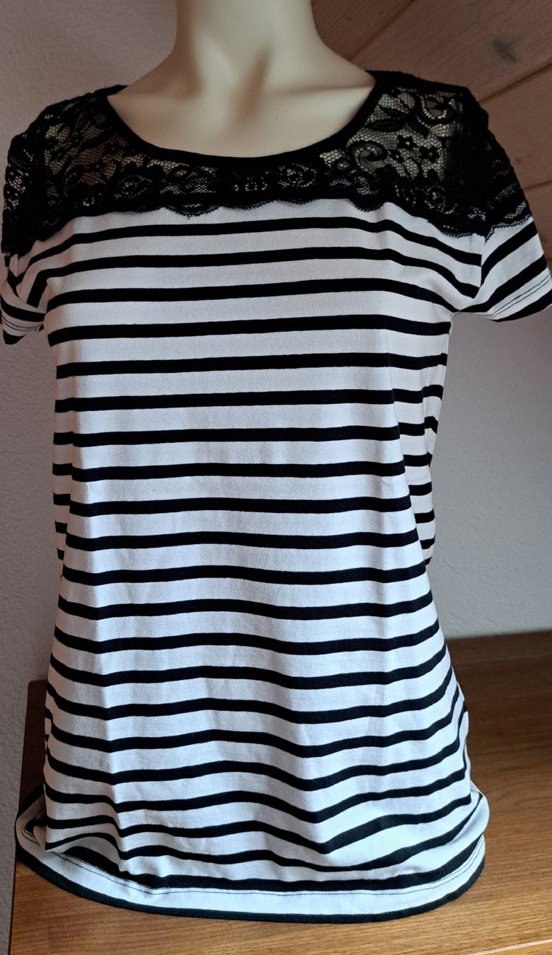 Zebra T-shirts: ZEBRA Shirt Gr.XL – D'occasion à Thalheim AG par Bekuadma