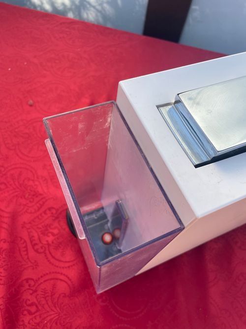 Delizio Kaffeemaschinen & Espressomaschinen: Delizio Kaffeemaschine Modell: DC 264 Una automatic – Gebraucht aus Bergdietikon von antovale 2