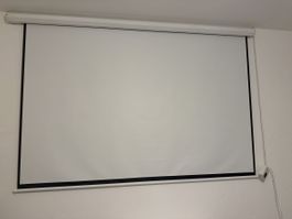 Ecran projection rétractable 