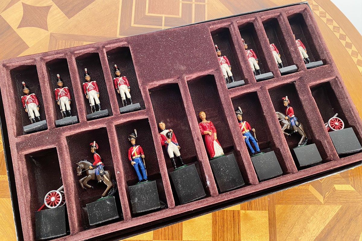 Spiele: Zinn Schachfiguren The Waterloo Chess Set – Gebraucht aus Ballwil von ClassicGallery 2