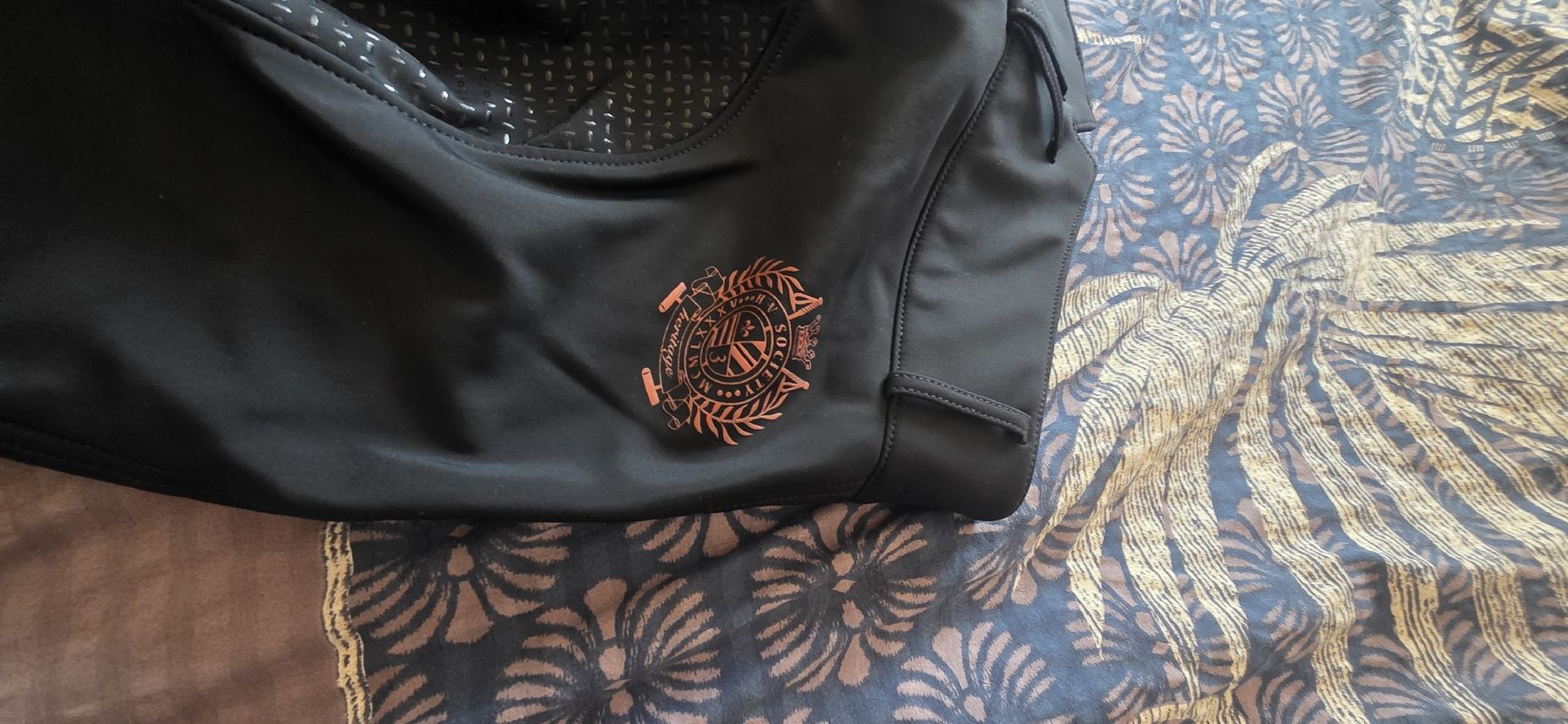 Hosen: Schwarze Softshell Vollbesatz-Reithose gr. 46, HV Polo – Neu (gemäss Beschreibung) aus Sumiswald von Andrealein92 1