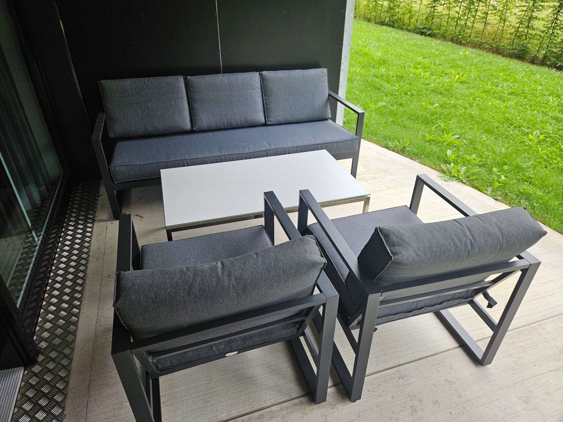 Jysk Tischset: Garten Lounge schwarz – Gebraucht aus Bülach von Sandsturm