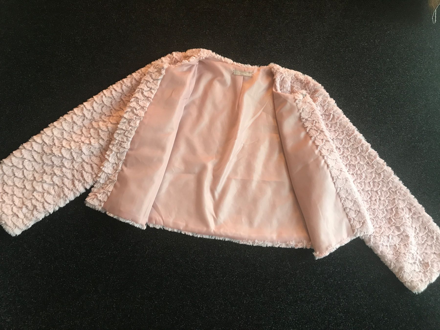 Giacche: Kunstpelz Jacke Rosè S/M – Usato da St. Margrethen SG venduto da kellenbh 2