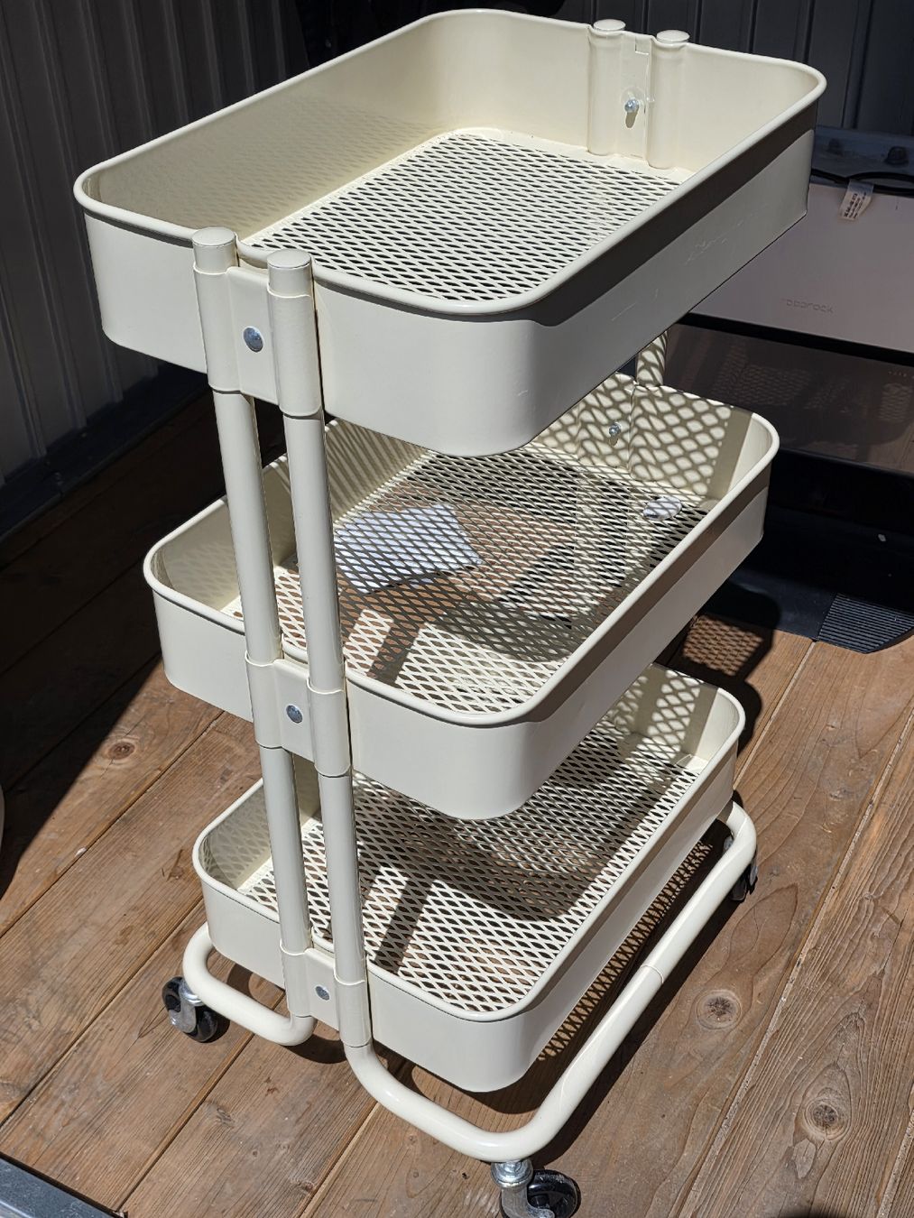 Ikea Möbel & Einrichtung: ikea trolley  – Gebraucht aus Cointrin von oli_bh8w 1