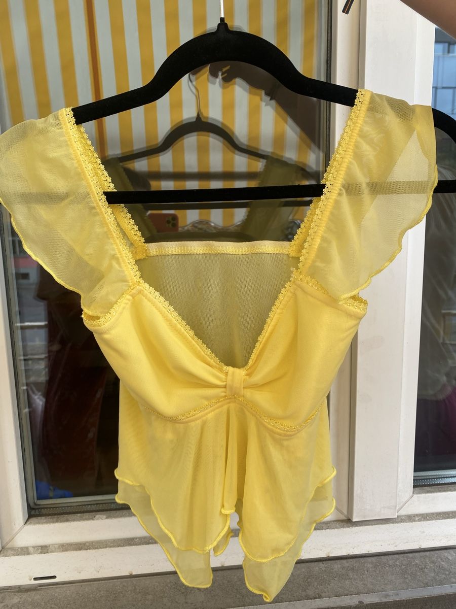 Shein Top: SHEIN top XS – Usato da Zürich venduto da spa_l5fv